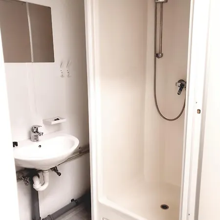 カプセルホテル Gletscher-trail *