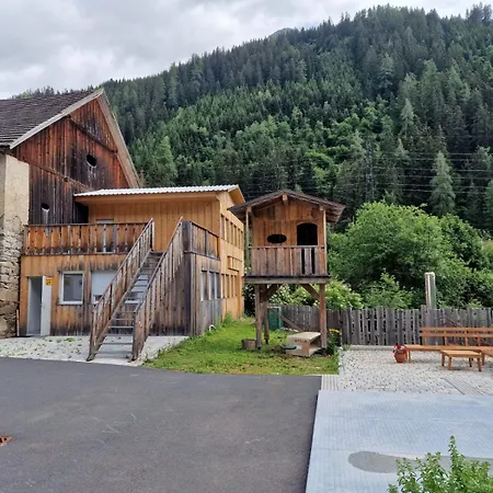 Gletscher-trail カプセルホテル *